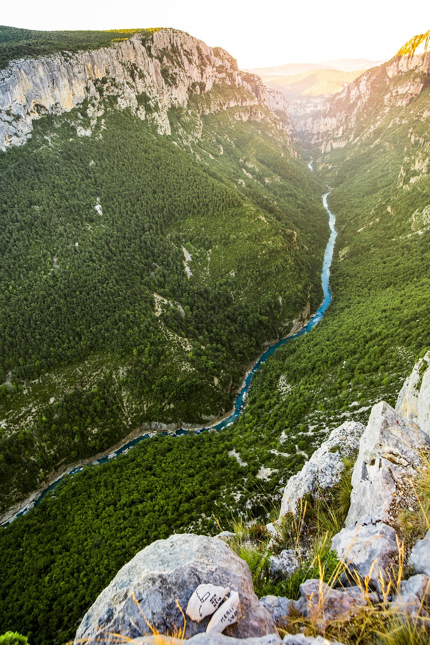 Quels sont les meilleurs sites de canyoning en France pour pratiquer cette activité passionnante ?